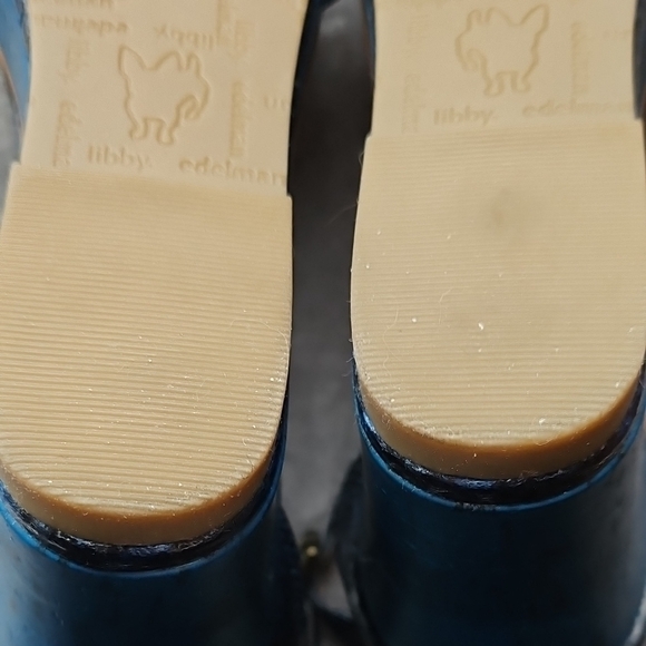 Libby Edelman Python Embossed Blue Sandals - Picture 6 of 7